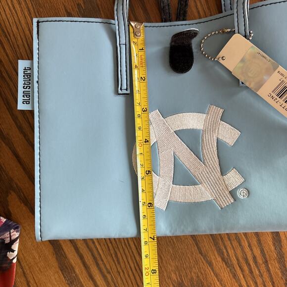 Alan Stuart UNC (Tarheels) Small Hand Bag NWT - Picture 6 of 8